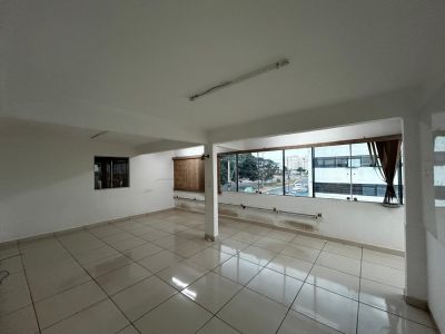 Foto 2 - Imóvel para locacao no bairro Recanto das Emas - ALUGA-SE ESPAÇO DE 103 M² NA 403 DO RECANTO DAS EMAS 