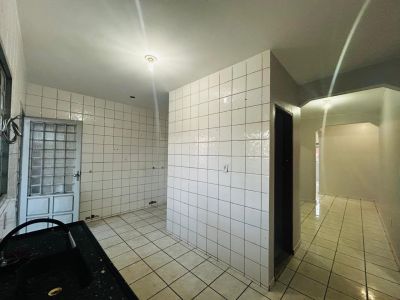 Foto 8 - Imóvel para locacao no bairro Riacho Fundo II - ALUGA-SE CASA AMPLA 3 QUARTOS 1 SUÍTE NO RIACHO FUNDO 2
