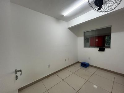 Foto 6 - Imóvel para locacao no bairro Recanto das Emas - ALUGA-SE ESPAÇO DE 103 M² NA 403 DO RECANTO DAS EMAS 