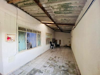 Foto 2 - Imóvel para venda no bairro Taguatinga Norte - QNL 8 VENDO CASA COM 4 QUARTOS TERRENO DE 200M²