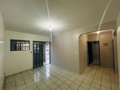 Foto 4 - Imóvel para locacao no bairro Riacho Fundo II - ALUGA-SE CASA AMPLA 3 QUARTOS 1 SUÍTE NO RIACHO FUNDO 2