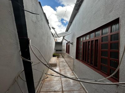 Foto 8 - Imóvel para venda no bairro Recanto das Emas - VENDO NA 104 CASA DE 3 QUATOS 1 SUÍTE NA LAJE