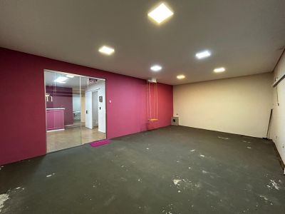 Foto 6 - Imóvel para locacao no bairro Riacho Fundo II - ALUGA-SE ESPAÇO PARA CLINICA DE ESTETICA E ADEMAIS 
