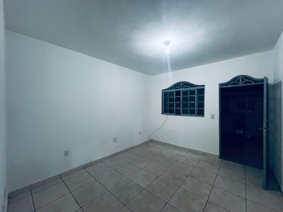 Foto 1 - Imóvel para locacao no bairro Riacho Fundo II - ALUGA-SE APARTAMENTO NO TÉRREO RIACHO FUNDO 2
