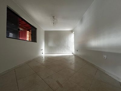 Foto 13 - Imóvel para venda no bairro Recanto das Emas - VENDO NA 104 CASA DE 3 QUATOS 1 SUÍTE NA LAJE