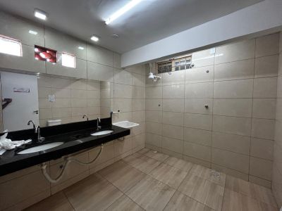 Foto 10 - Imóvel para locacao no bairro Recanto das Emas - ALUGA-SE ESPAÇO DE 103 M² NA 403 DO RECANTO DAS EMAS 